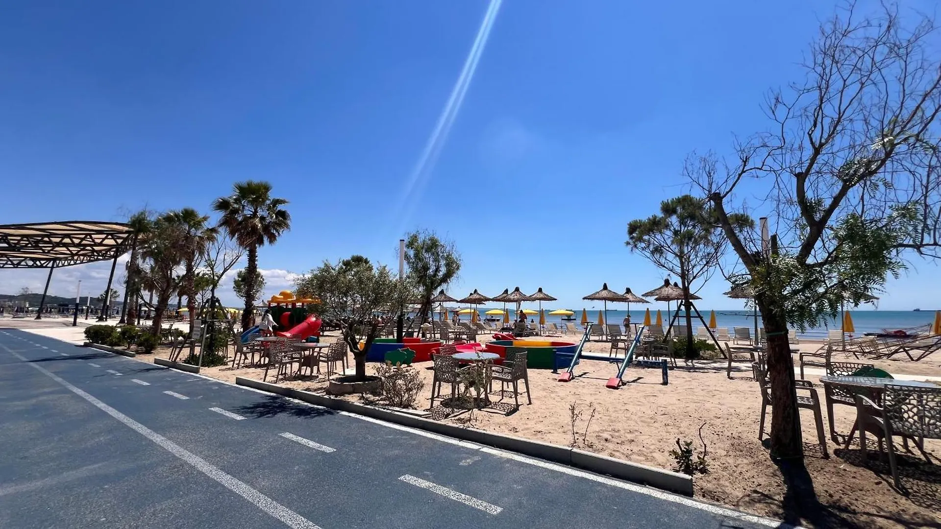 דורס Mikael Sea View Apartment אלבניה